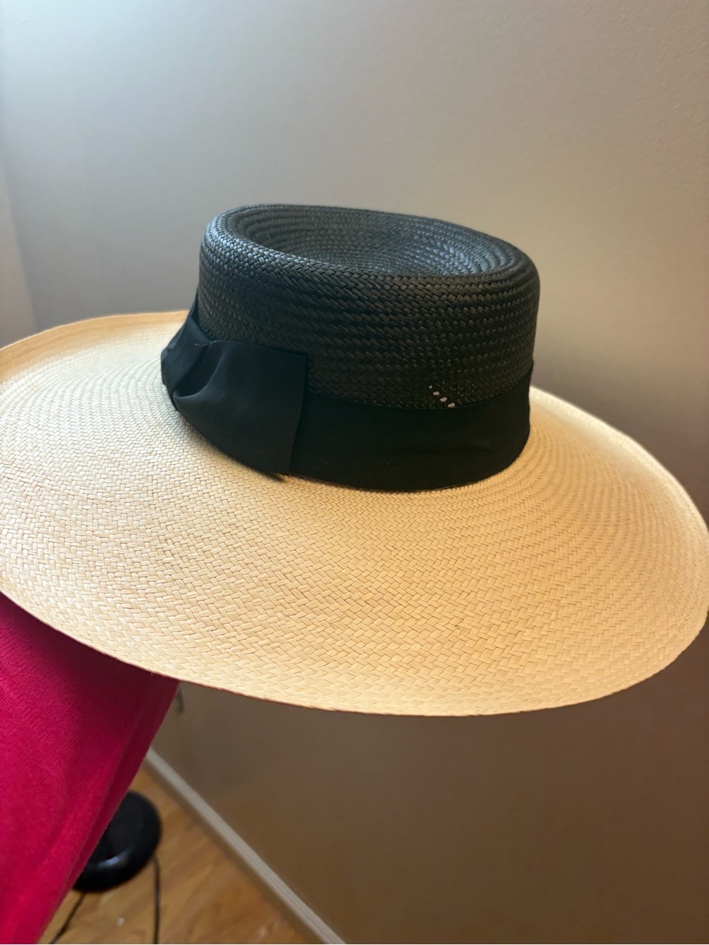 Toucan Collection Straw Hat with Black Bow Band AMAZING!!! - Picture 12 of 13